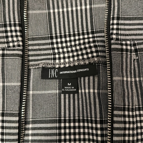 INC skirt. Black and white checkered skirt. Size medium - Picture 3 of 6